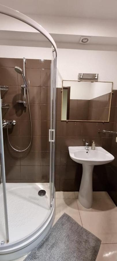 Cd Apartments Large 120 M Ventspils Ngoại thất bức ảnh
